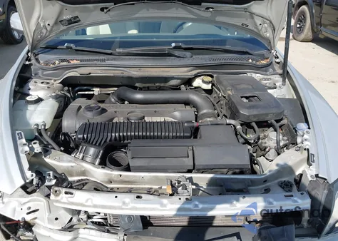 2011 Volvo S40 T5/T5 R-Design from USA, damaged, VIN YV1672MS4B2535637